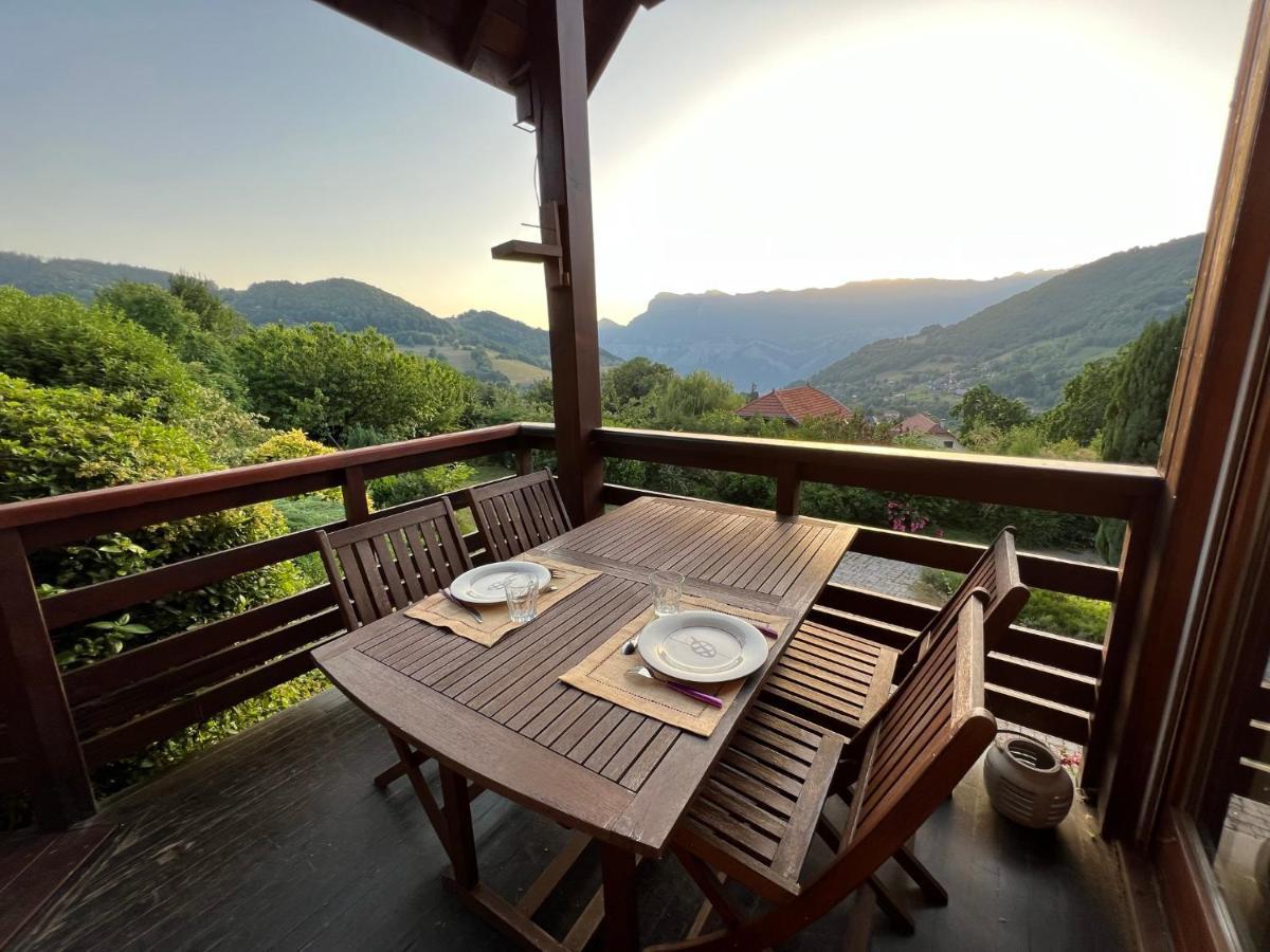 Eco-Logis Mad'In Belledonne Bed & Breakfast Theys ภายนอก รูปภาพ