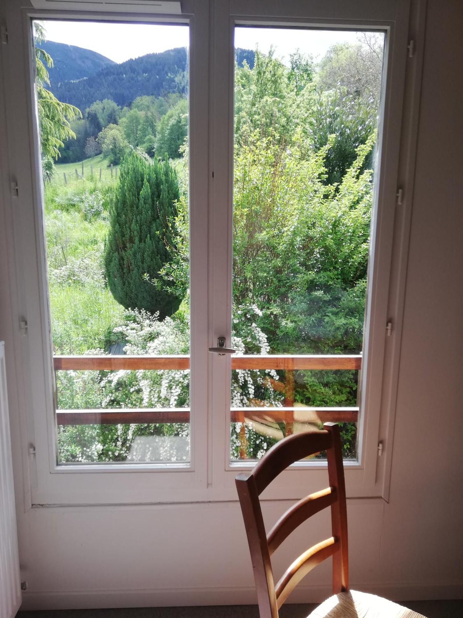 Eco-Logis Mad'In Belledonne Bed & Breakfast Theys ภายนอก รูปภาพ